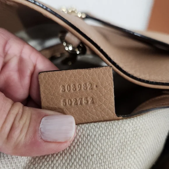 Gucci GG Soho Medium Leather Shoulder Bag Crossbody bag with Chain Straps - Picture 8 of 15